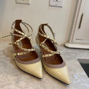 Valentino Garavani Off-White Patent Leather Studded Heels size 36